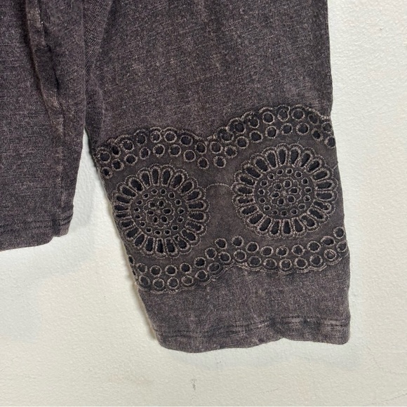 Knox Rose Lightweight Decorative Lace Sweatshirt-Black-Women Size XXL - Picture 3 of 6